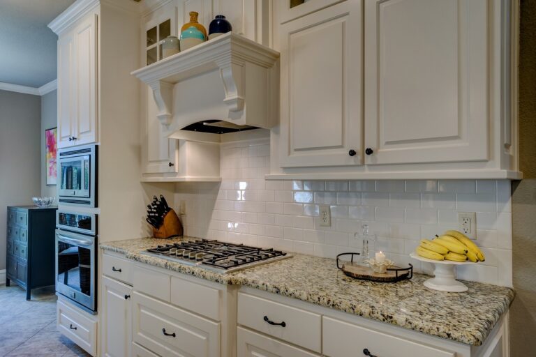 6 Easy and Practical Tools and Appliances That Every Kitchen Needs